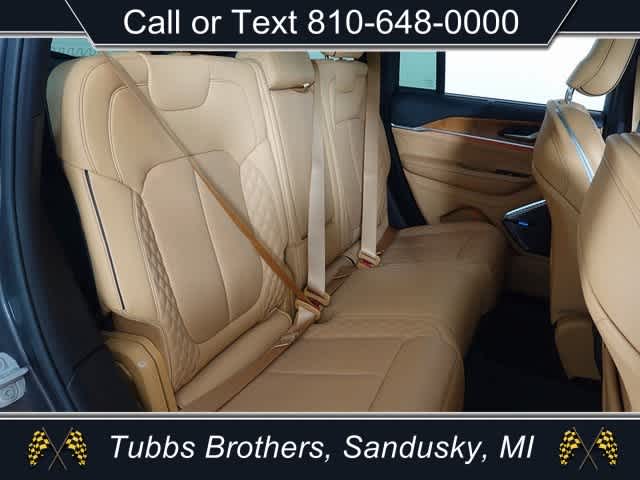 2022 Jeep Grand Cherokee Summit