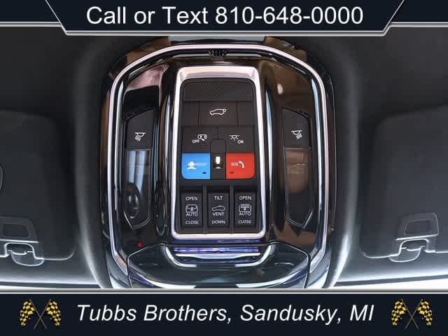 2022 Jeep Grand Cherokee Summit