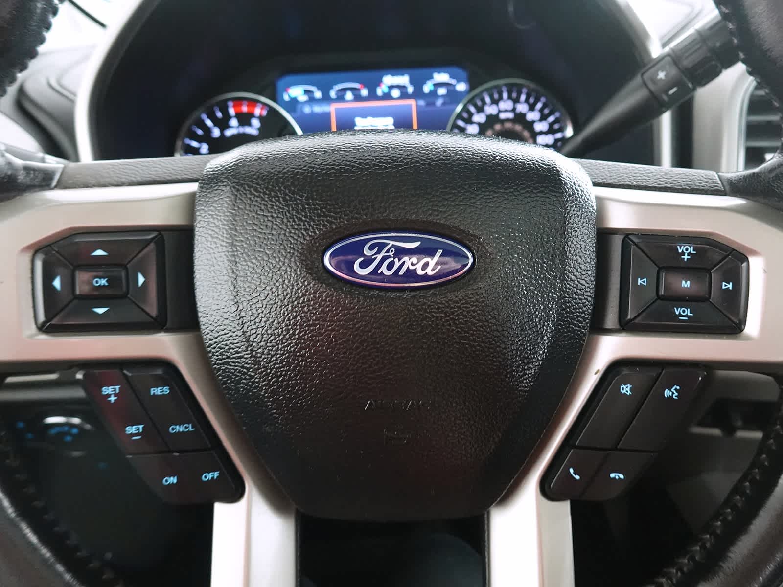 2021 Ford Super Duty F-250 SRW LARIAT