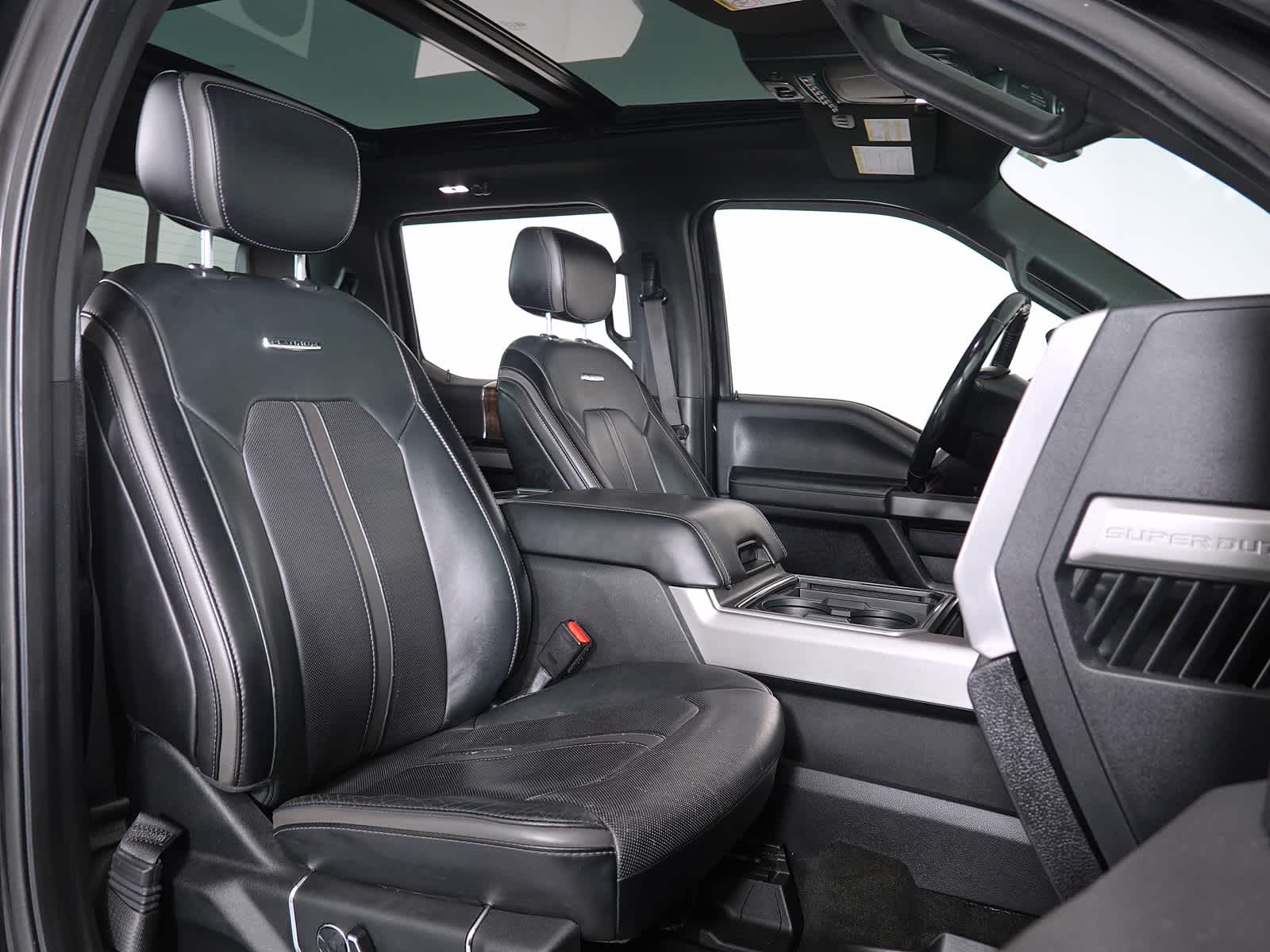 2017 Ford Super Duty F-350 SRW Platinum