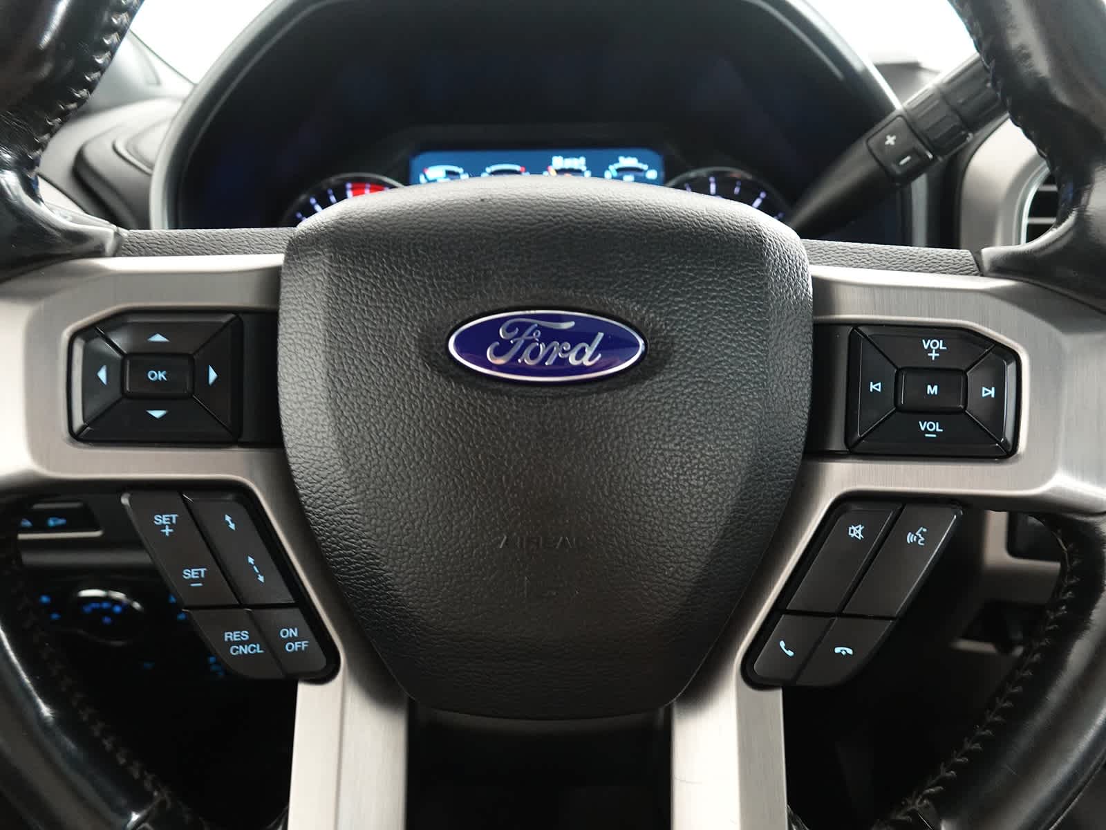 2017 Ford Super Duty F-350 SRW Platinum