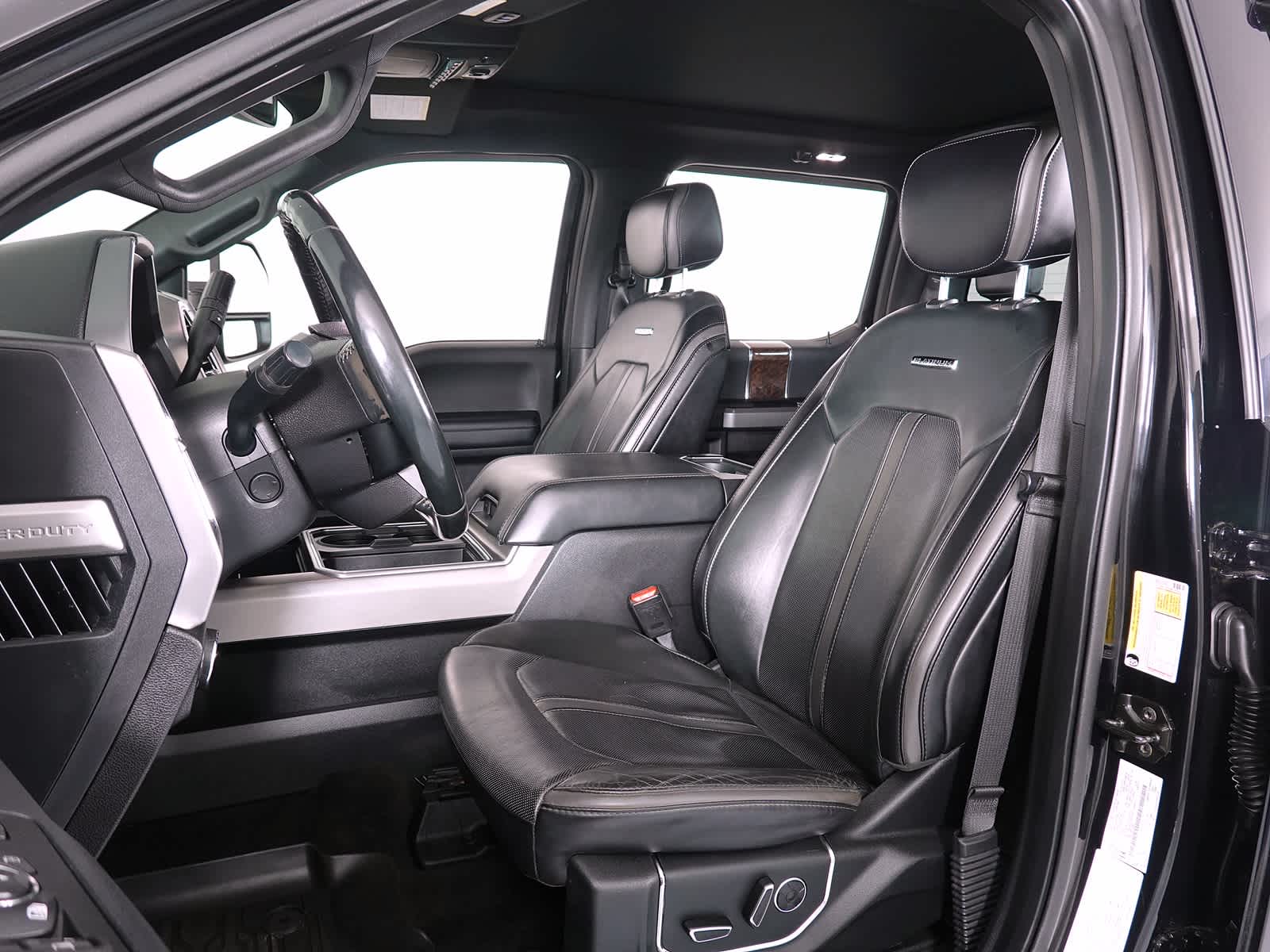 2017 Ford Super Duty F-350 SRW Platinum