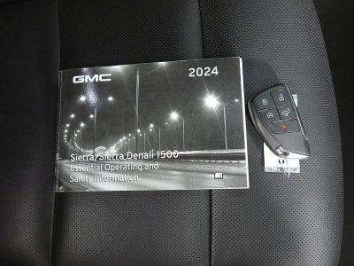 2024 GMC Sierra 1500 SLT