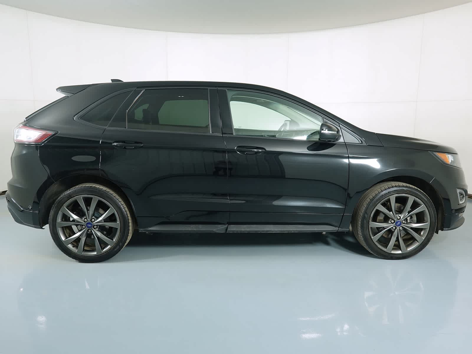 2018 Ford Edge Sport