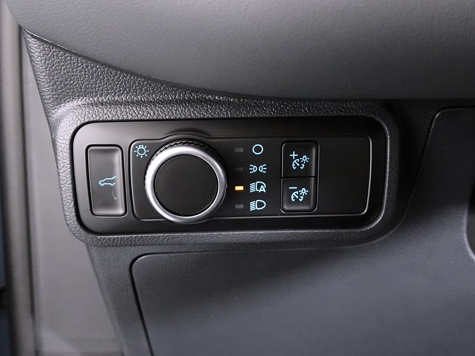 2026 Ford Explorer Active w/100A Pkg