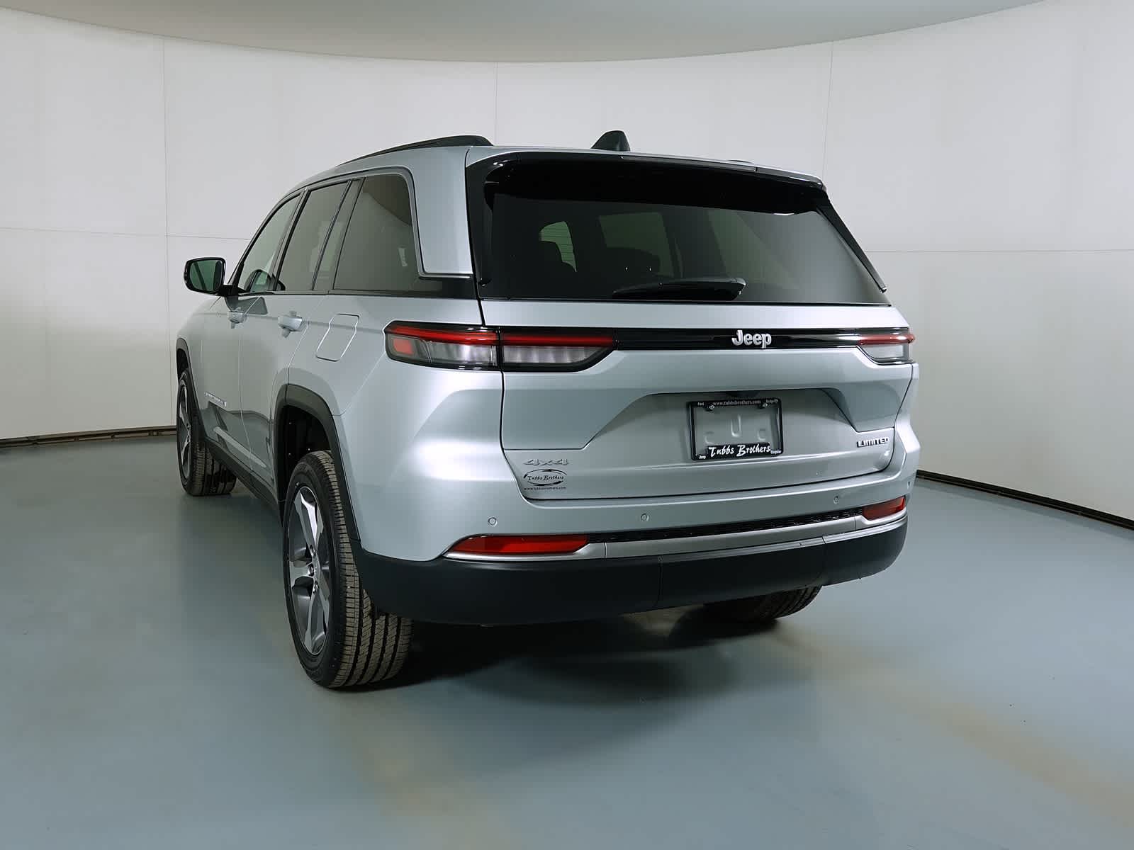 2026 Jeep Grand Cherokee GRAND CHEROKEE LIMITED 4X4