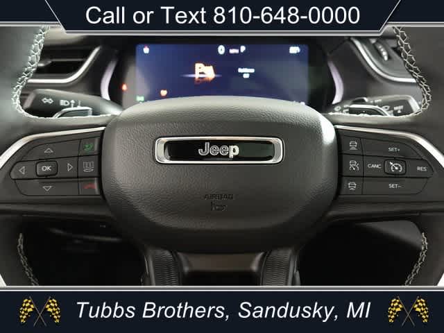 2025 Jeep Grand Cherokee GRAND CHEROKEE L LAREDO X 4X4