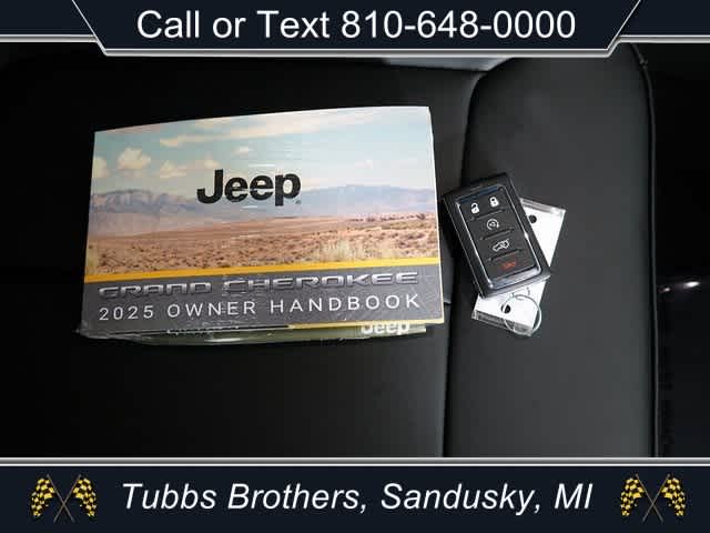 2025 Jeep Grand Cherokee GRAND CHEROKEE L LIMITED 4X4