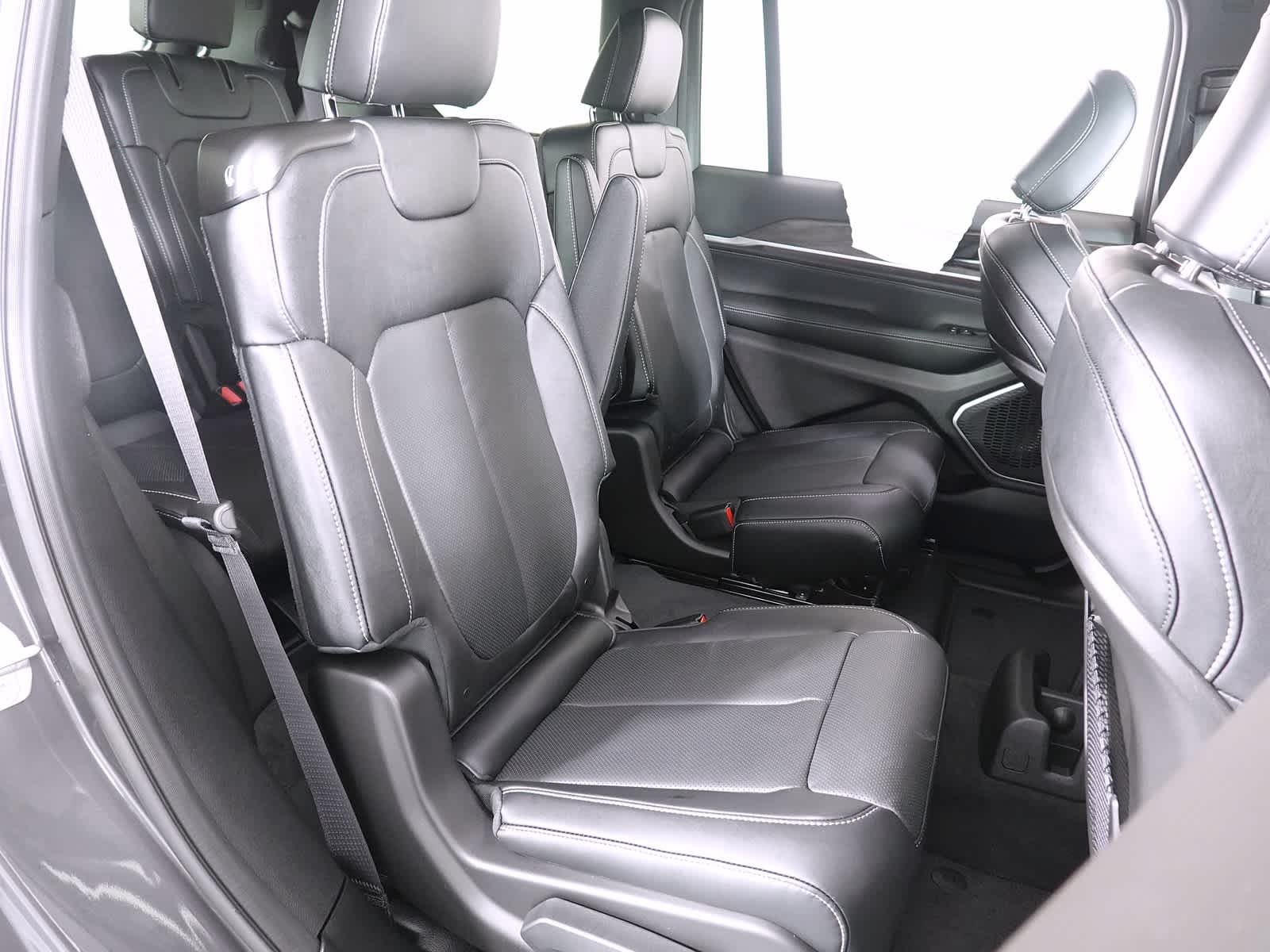 2026 Jeep Grand Cherokee GRAND CHEROKEE L LIMITED RESERVE 4X4