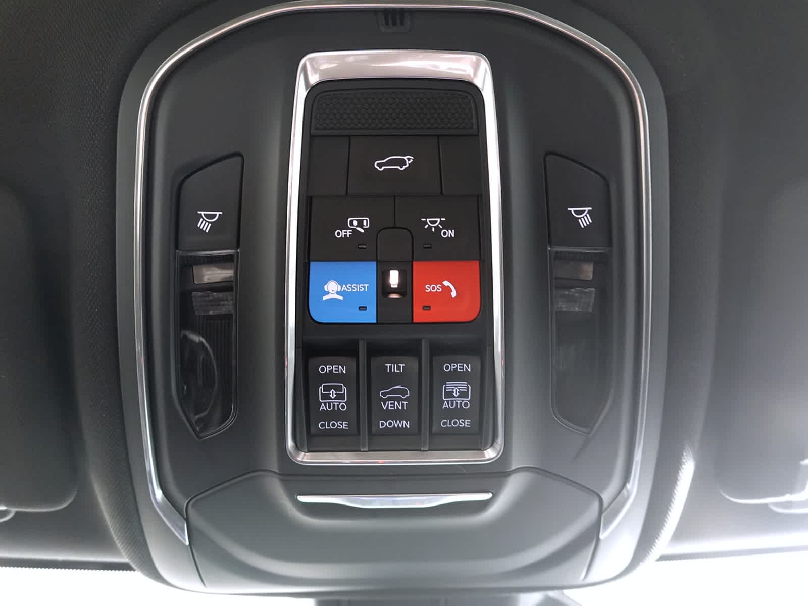 2026 Jeep Grand Cherokee GRAND CHEROKEE L LIMITED RESERVE 4X4