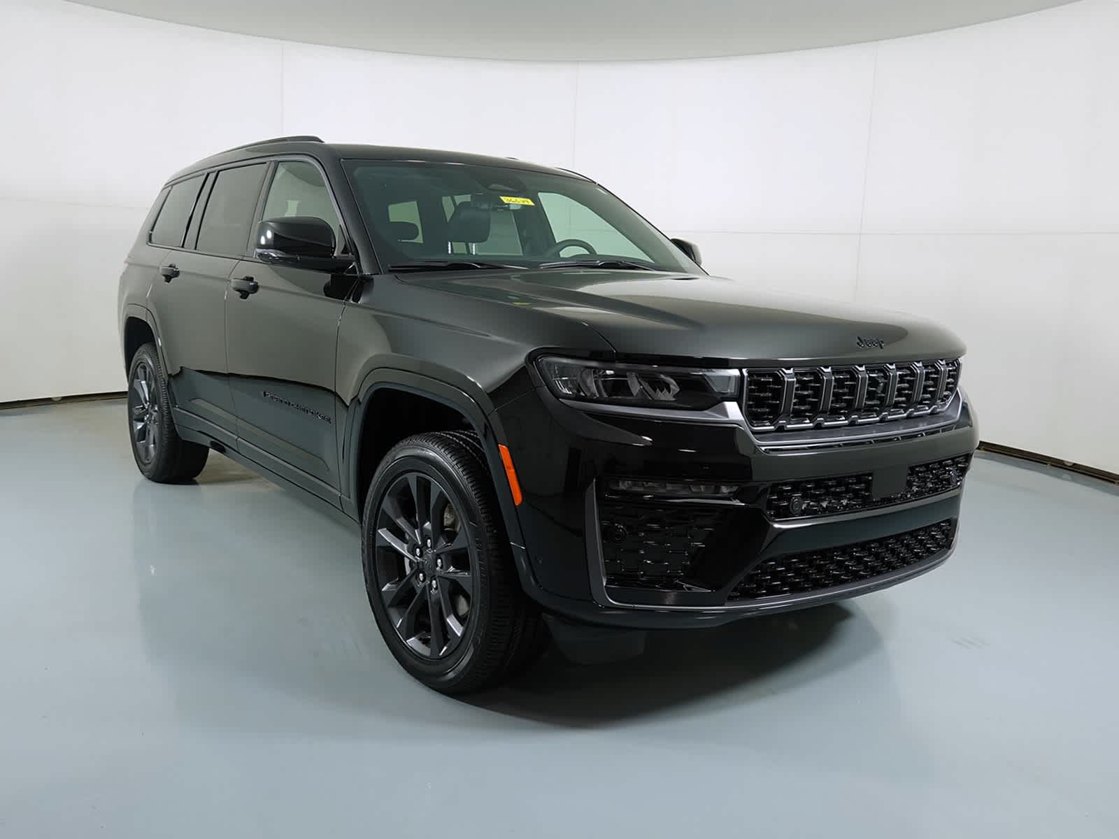 2026 Jeep Grand Cherokee GRAND CHEROKEE L LIMITED RESERVE 4X4