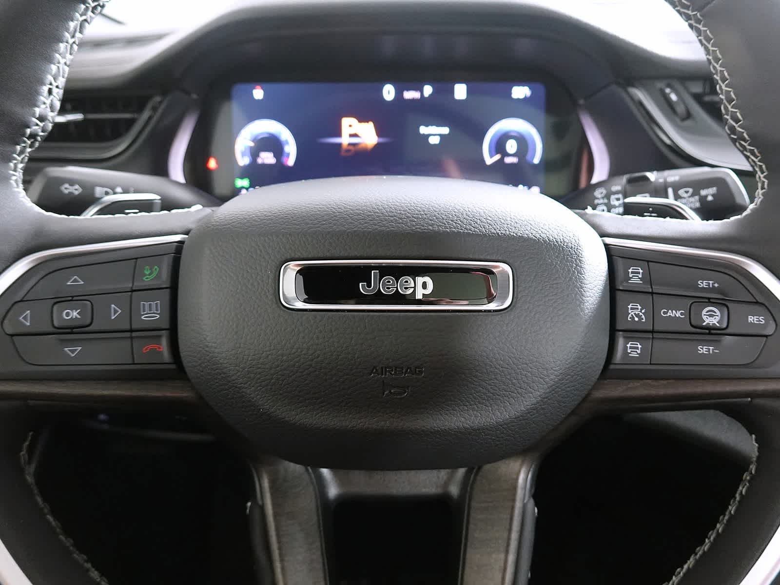 2026 Jeep Grand Cherokee GRAND CHEROKEE L LIMITED RESERVE 4X4