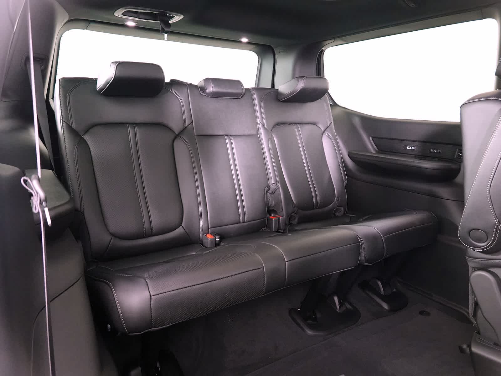 2026 Jeep Grand Wagoneer GRAND WAGONEER LIMITED ALTITUDE 4X4