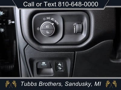 2025 RAM Ram 1500 RAM 1500 BIG HORN CREW CAB 4X4 5'7' BOX