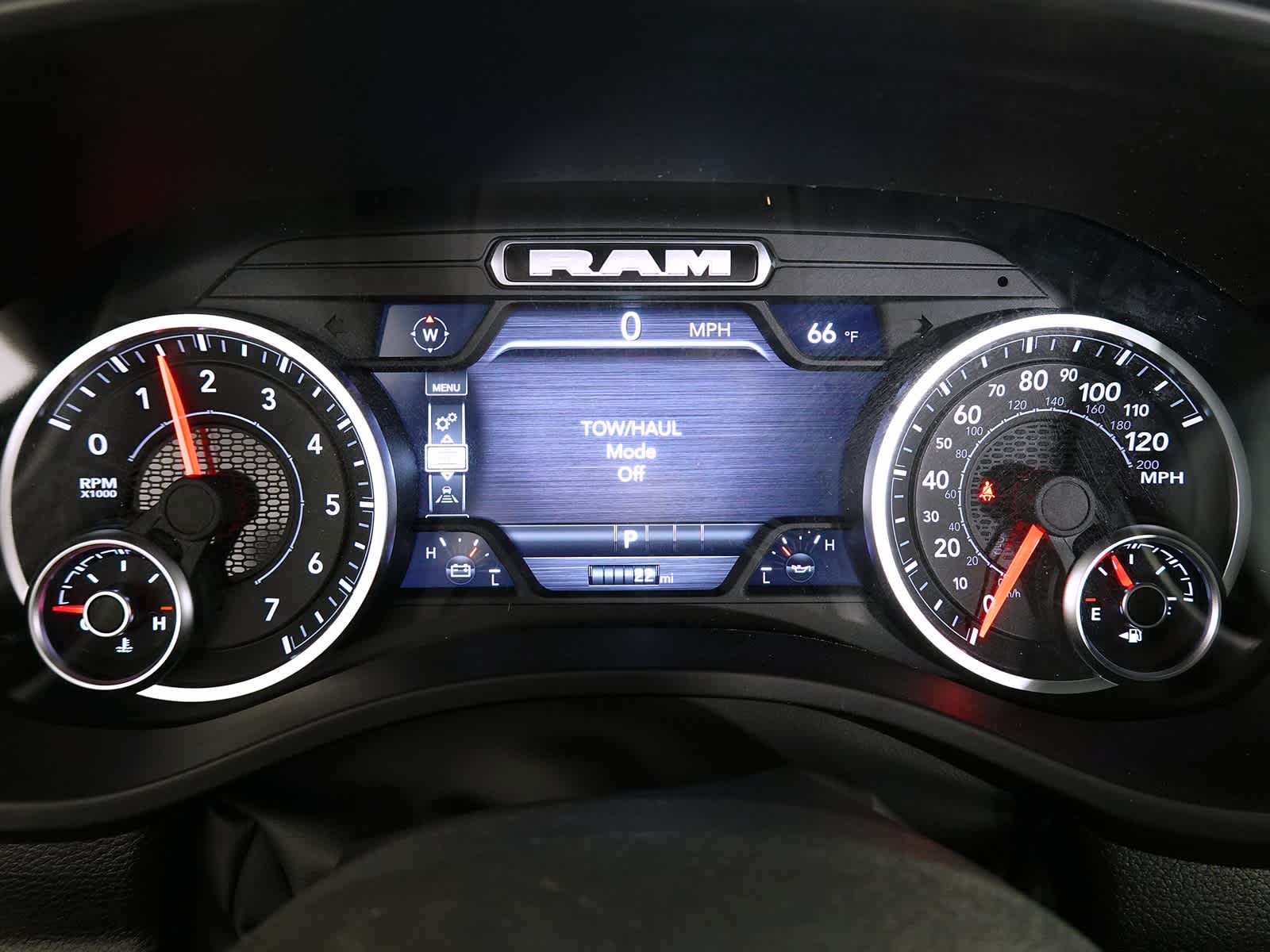 2026 RAM Ram 1500 RAM 1500 EXPRESS CREW CAB 4X4 5'7' BOX