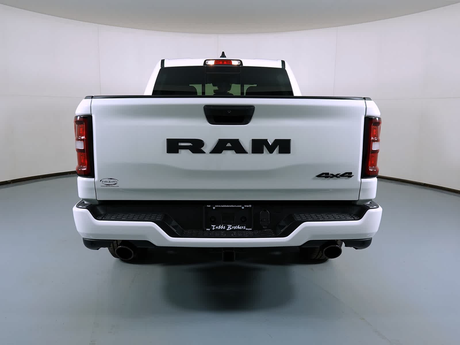 2026 RAM Ram 1500 RAM 1500 EXPRESS CREW CAB 4X4 5'7' BOX