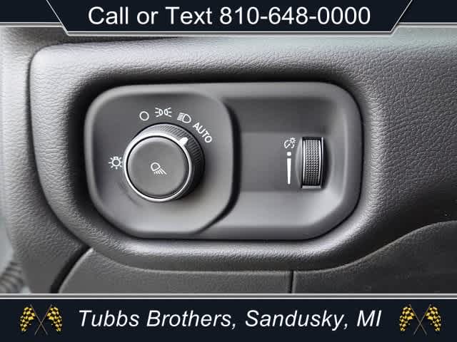 2024 RAM Ram 3500 Chassis Cab RAM 3500 TRADESMAN CHASSIS REGULAR CAB 4X4 84' CA