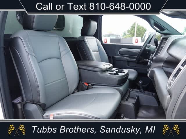 2024 RAM Ram 3500 Chassis Cab RAM 3500 TRADESMAN CHASSIS REGULAR CAB 4X4 84' CA