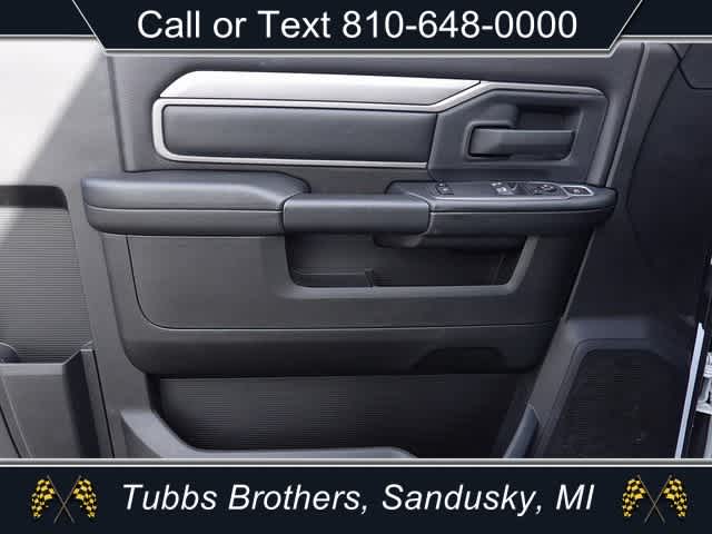 2024 RAM Ram 3500 Chassis Cab RAM 3500 TRADESMAN CHASSIS REGULAR CAB 4X4 84' CA