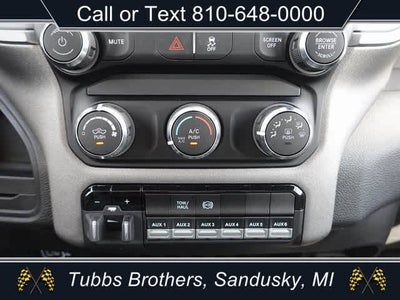 2024 RAM Ram 3500 Chassis Cab RAM 3500 TRADESMAN CHASSIS REGULAR CAB 4X4 84' CA